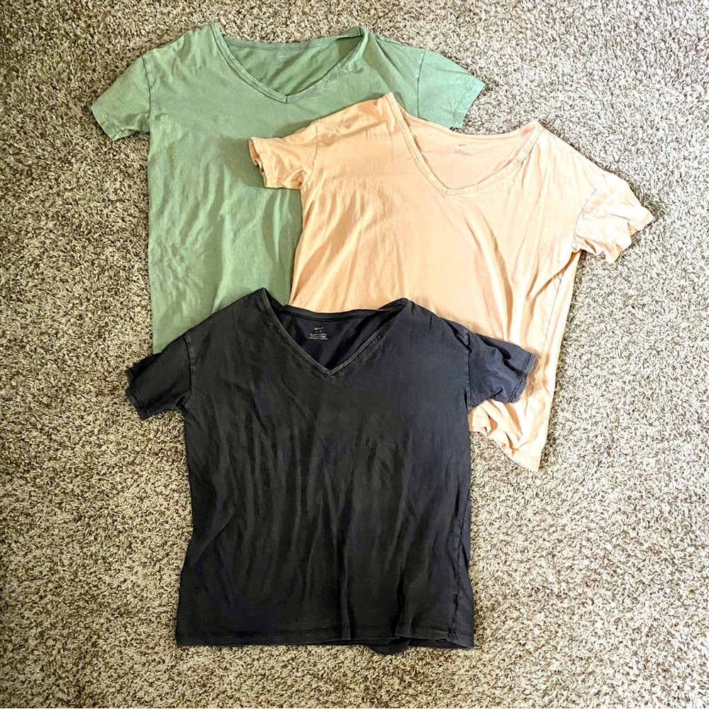 LOT of 3 Aerie Boyfriend Oversized V Neck Distressed T Shirts Small